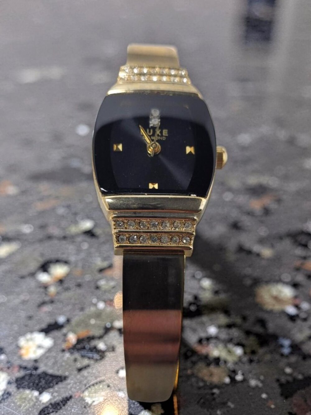 Vintage Luxe Diamond ZRT5001 Gold Tone Quartz Watch - Picture 5 of 13